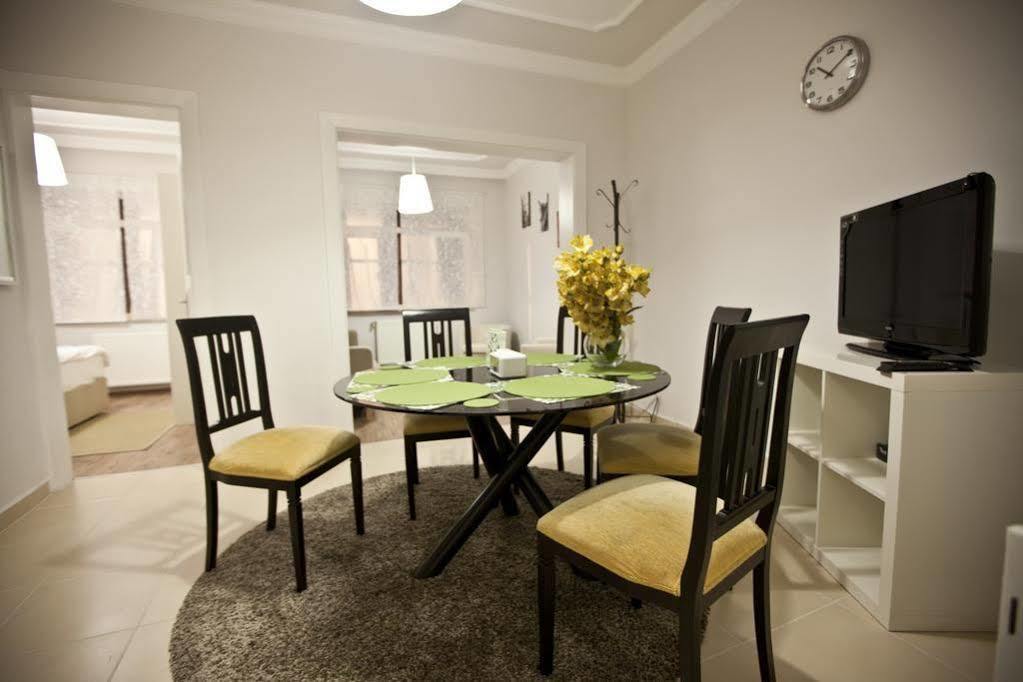 Mete Apartments Istanboel Buitenkant foto